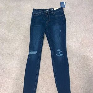 never worn universal thread jeans